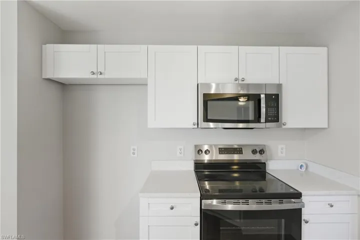 1505 Ne 6th Pl, Cape Coral, Florida 33909