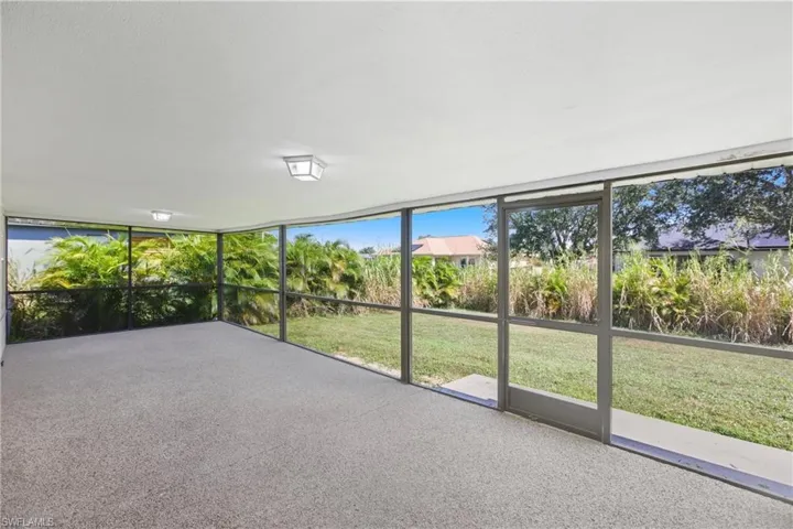 1505 Ne 6th Pl, Cape Coral, Florida 33909