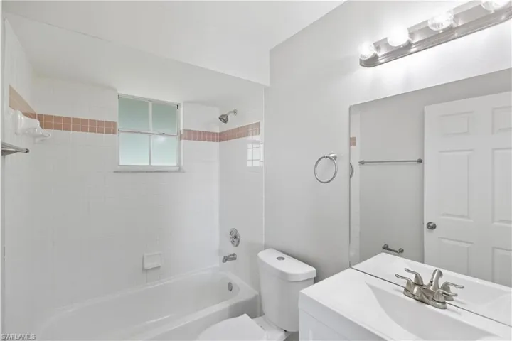 1505 Ne 6th Pl, Cape Coral, Florida 33909