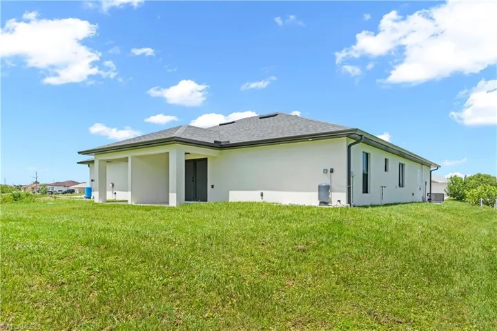 1507 Hank Ave, Lehigh Acres, Florida 33973