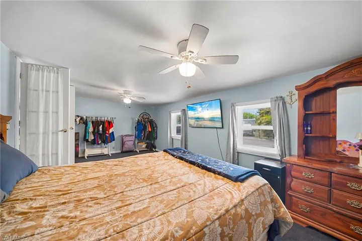 11170 Ballweg Ln, Fort Myers, Florida 33908