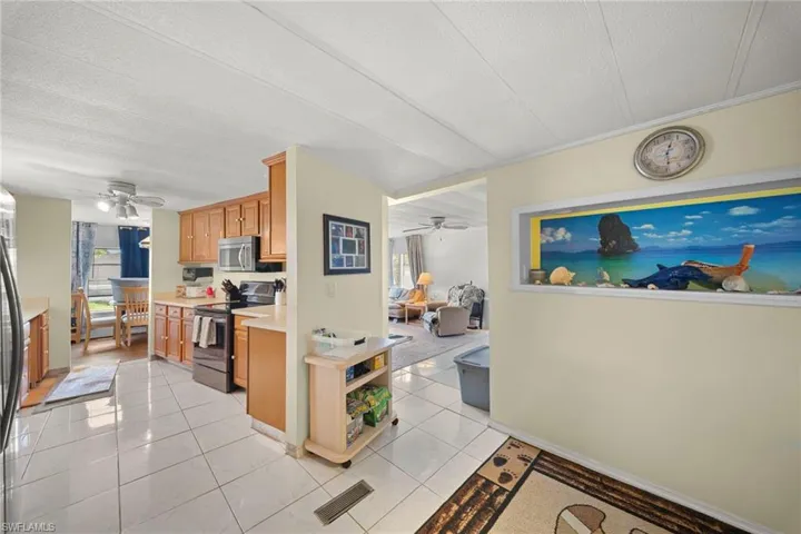11170 Ballweg Ln, Fort Myers, Florida 33908