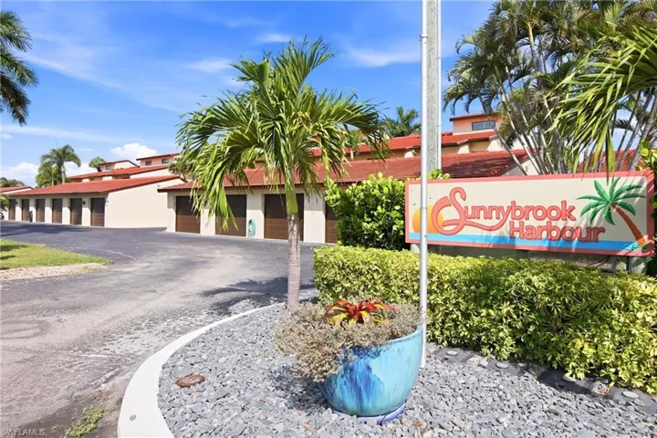 5109  Sunnybrook  CT, Cape Coral, FL 33904