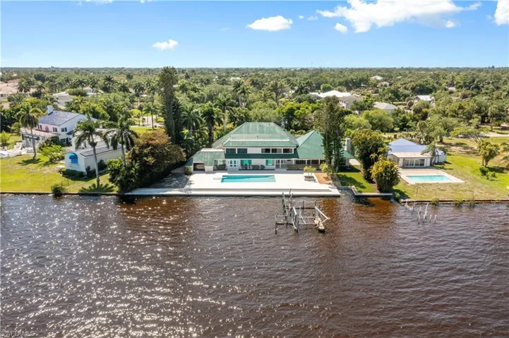 752 Overiver Dr, North Fort Myers, Florida 33903