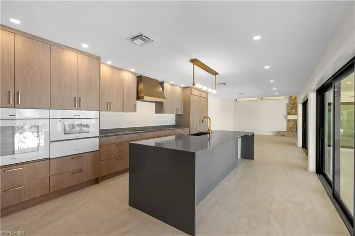 752 Overiver Dr, North Fort Myers, Florida 33903