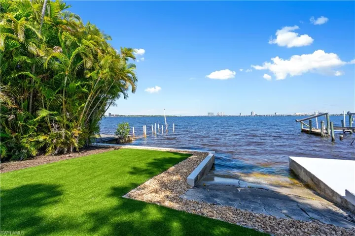752 Overiver Dr, North Fort Myers, Florida 33903
