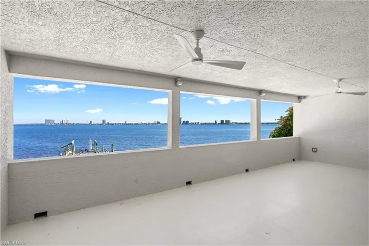 752 Overiver Dr, North Fort Myers, Florida 33903