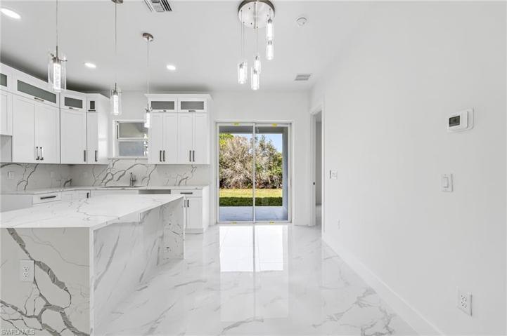 366-368 Limerick AVE S, LEHIGH ACRES FL 33974