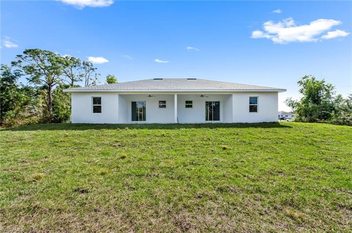 366-368 Limerick AVE S, LEHIGH ACRES FL 33974
