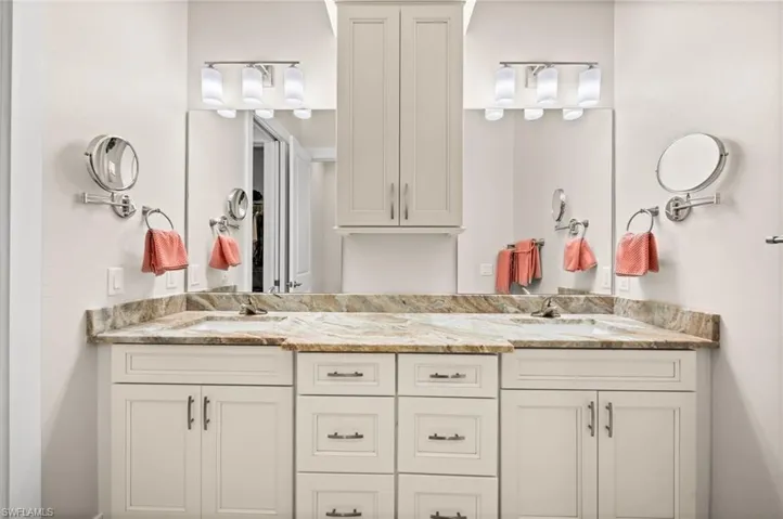 Primary Suite Bath