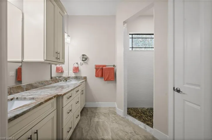 Primary Suite Bath