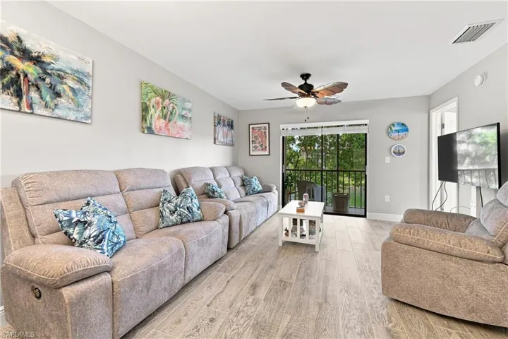9271 Central Park Dr 206, Fort Myers, Florida 33919
