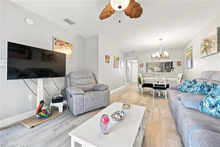 9271 Central Park Dr 206, Fort Myers, Florida 33919