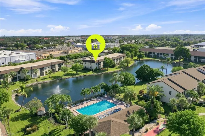 9271 Central Park Dr 206, Fort Myers, Florida 33919