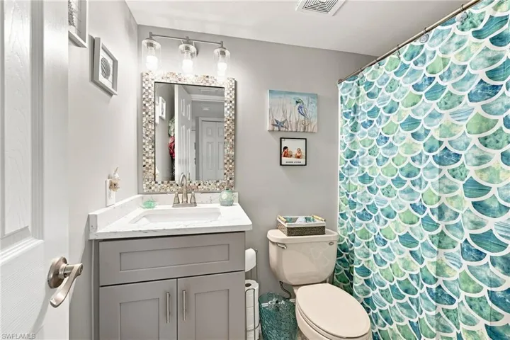 9271 Central Park Dr 206, Fort Myers, Florida 33919