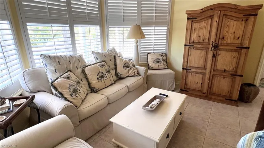 621  Rum  RD, Captiva, FL 33924