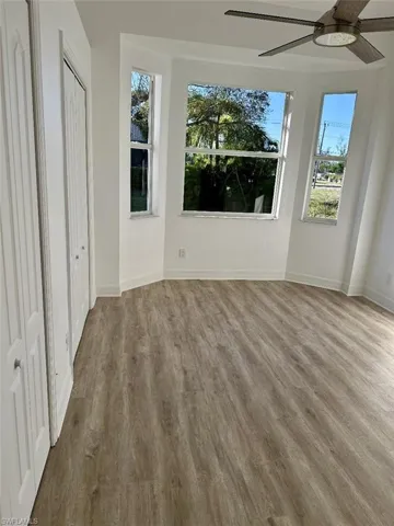 944 SW 15th  PL, Cape Coral, FL 33991