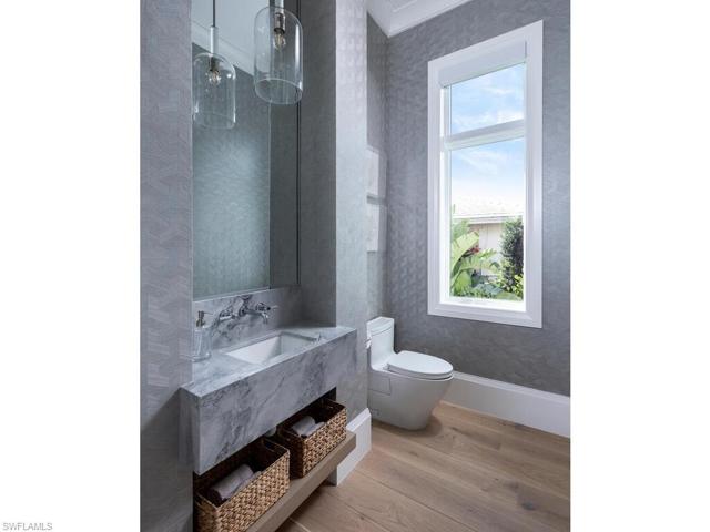 Powder Bath