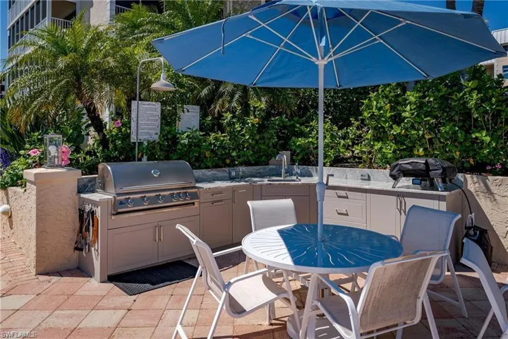 Grilling stations on both the north and south end of this terrace!
