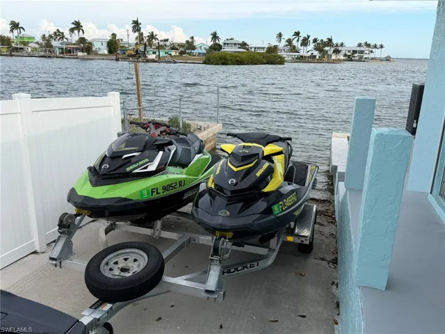 PRIVATE BOAT RAMP