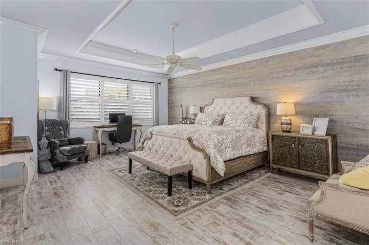 13528 Mandarin Cir, Naples, Florida 34109