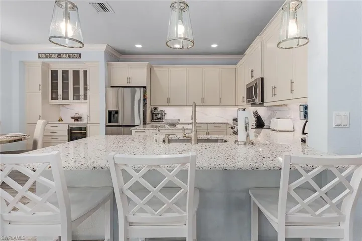 13528 Mandarin Cir, Naples, Florida 34109