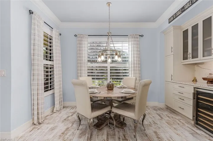 13528 Mandarin Cir, Naples, Florida 34109