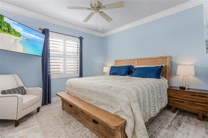 13528 Mandarin Cir, Naples, Florida 34109