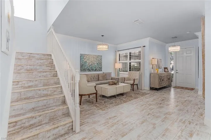 13528 Mandarin Cir, Naples, Florida 34109