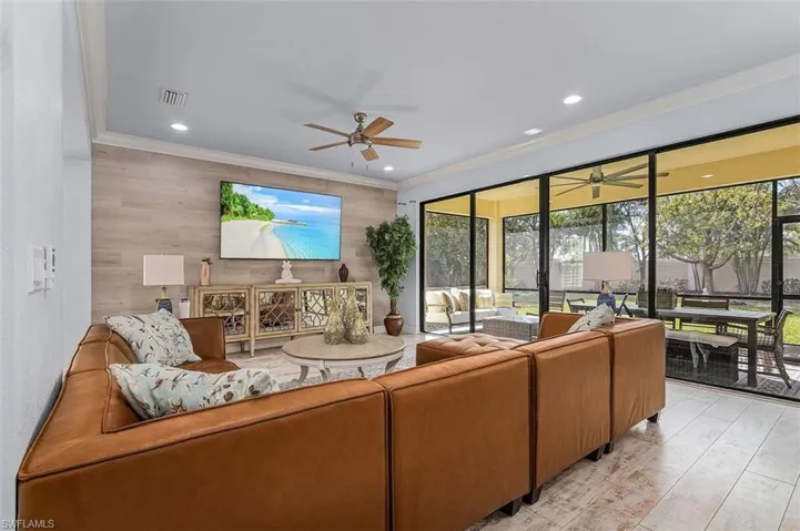 13528 Mandarin Cir, Naples, Florida 34109