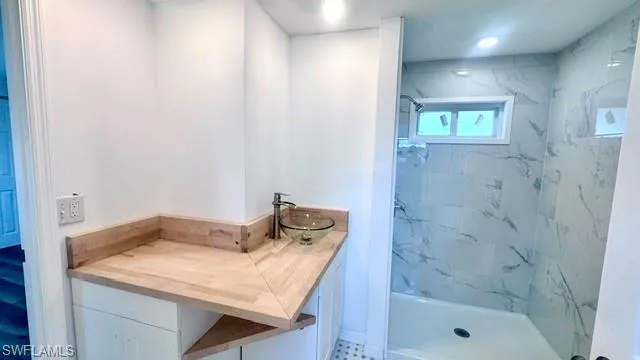 5664  Captain John Smith  LOOP, North Fort Myers, FL 33917