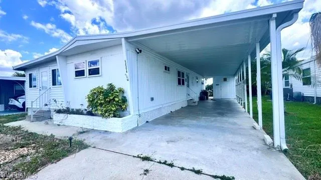 5664  Captain John Smith  LOOP, North Fort Myers, FL 33917
