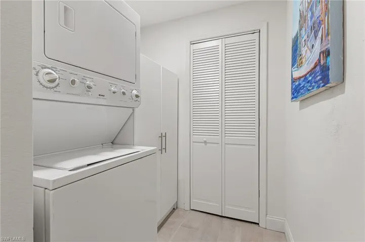 859 Tanbark Dr # 104, Naples Fl 34108