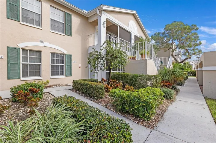 859 Tanbark Dr # 104, Naples Fl 34108
