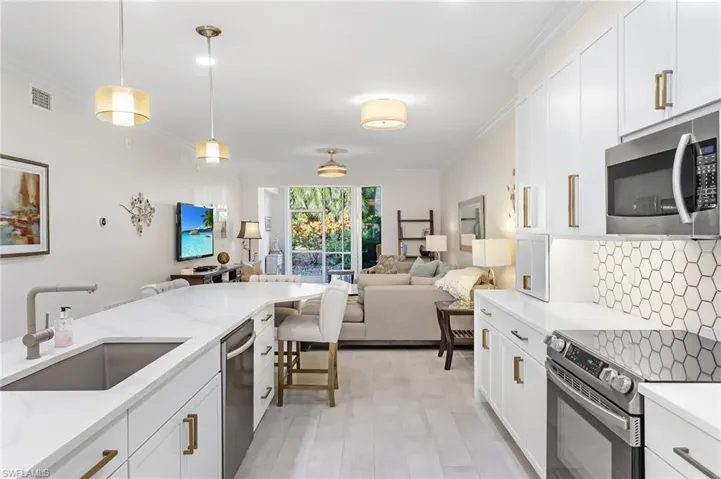 859 Tanbark Dr # 104, Naples Fl 34108