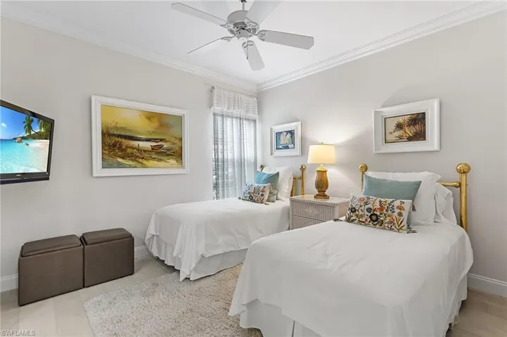 Guest bedroom