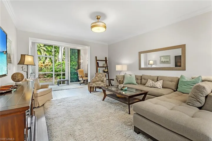 859 Tanbark Dr # 104, Naples Fl 34108
