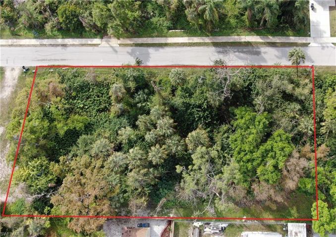 536  Clark  ST, North Fort Myers, FL 33903