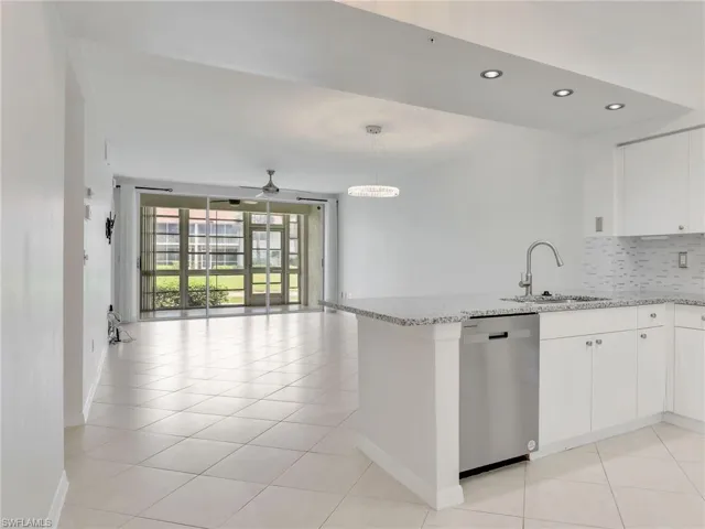 4970  Deerfield  WAY, Naples, FL 34110