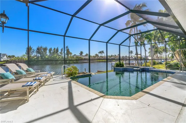 5307 Sw 25th Pl, Cape Coral, Florida 33914