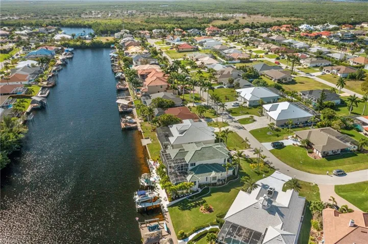 5307 Sw 25th Pl, Cape Coral, Florida 33914