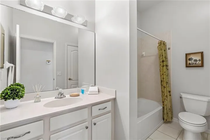 5307 Sw 25th Pl, Cape Coral, Florida 33914