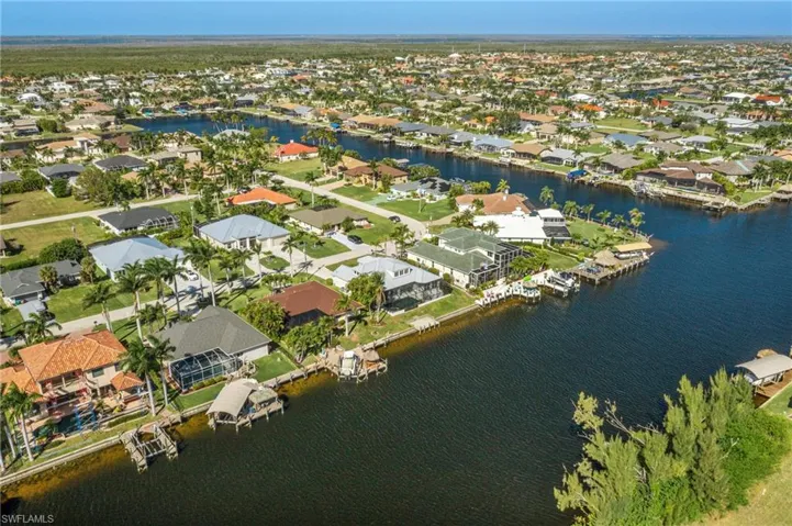 5307 Sw 25th Pl, Cape Coral, Florida 33914
