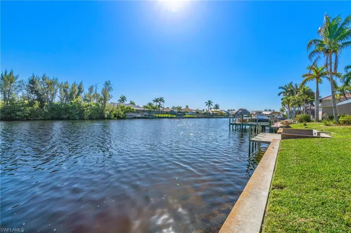 5307 Sw 25th Pl, Cape Coral, Florida 33914