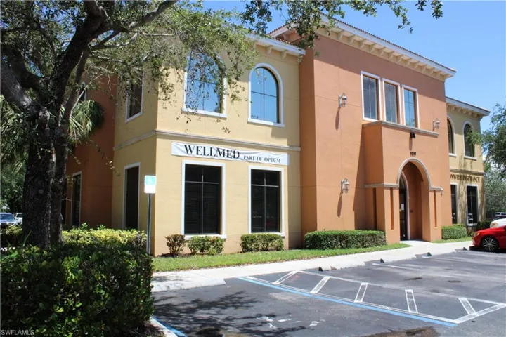 1217  Piper  BLVD, Naples, FL 34110
