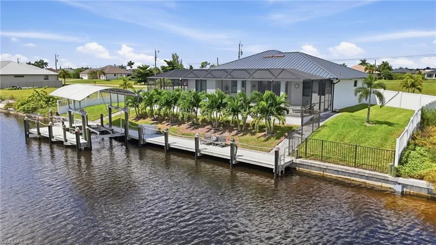 3302 Nw 18th St, Cape Coral, Florida 33993