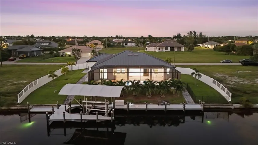 3302 Nw 18th St, Cape Coral, Florida 33993