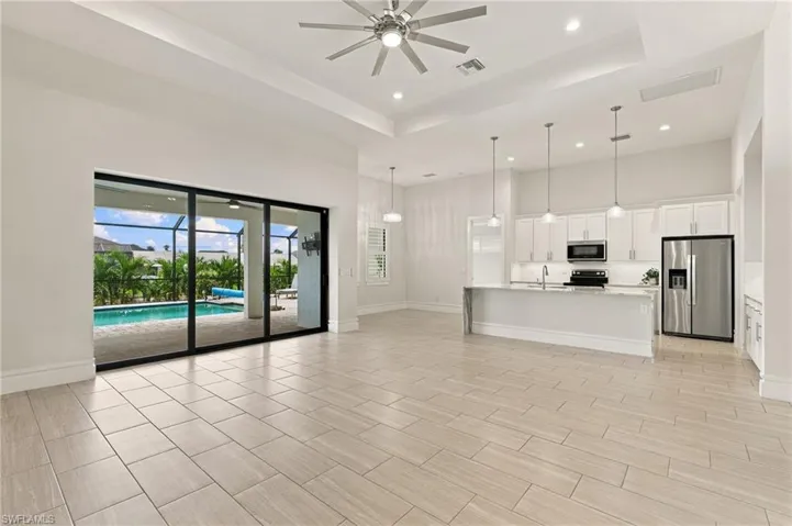 3302 Nw 18th St, Cape Coral, Florida 33993