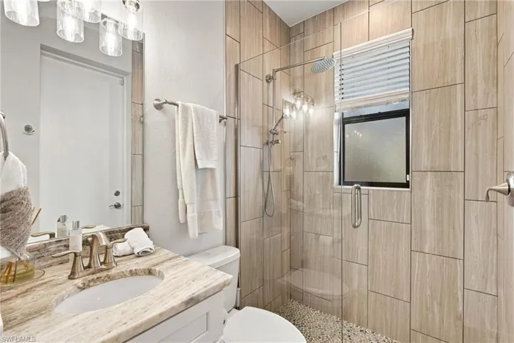 3302 Nw 18th St, Cape Coral, Florida 33993