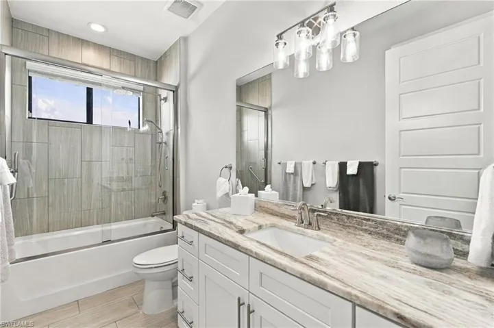 3302 Nw 18th St, Cape Coral, Florida 33993
